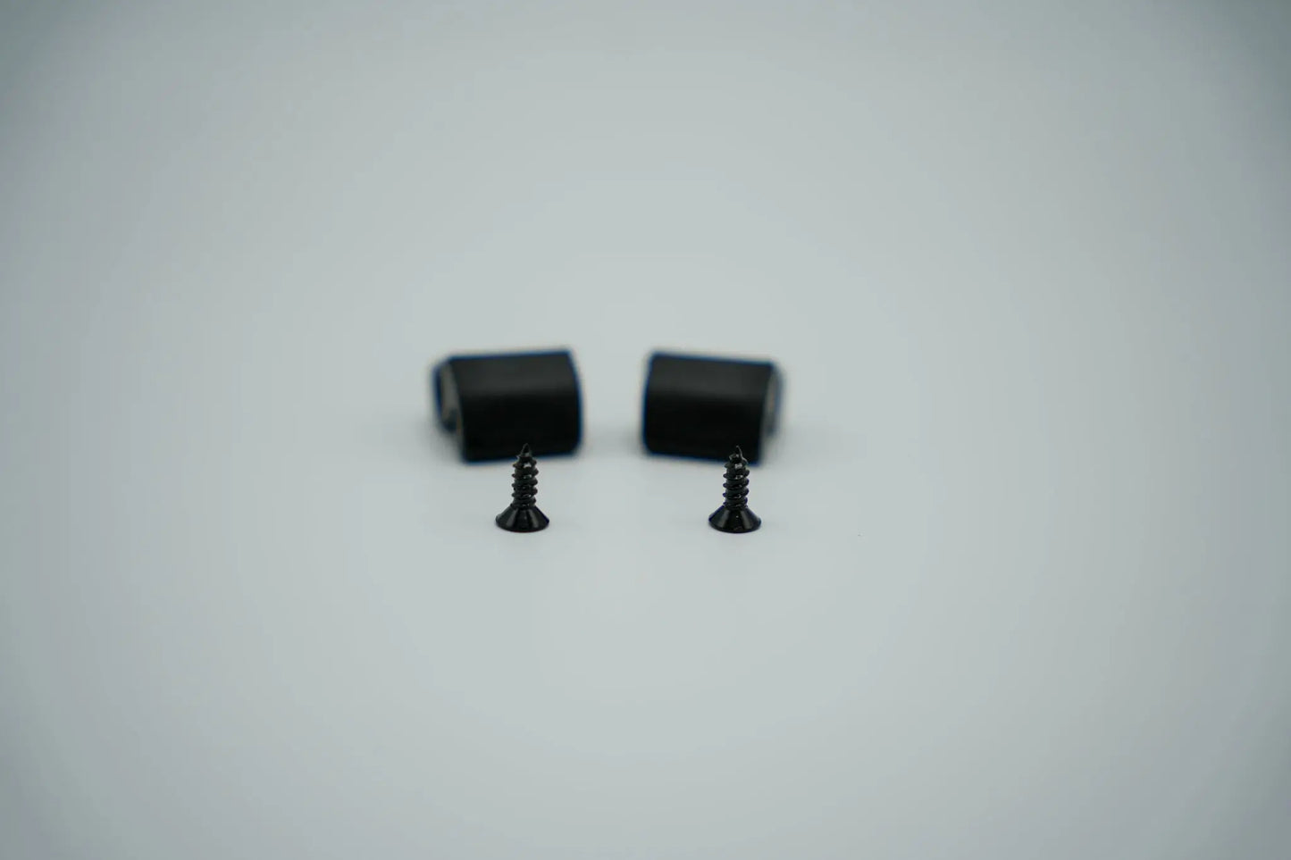 Thule Befestigung für Regenverdeck am Chariot Fahrradanhänger – Inkl. Schrauben Thule