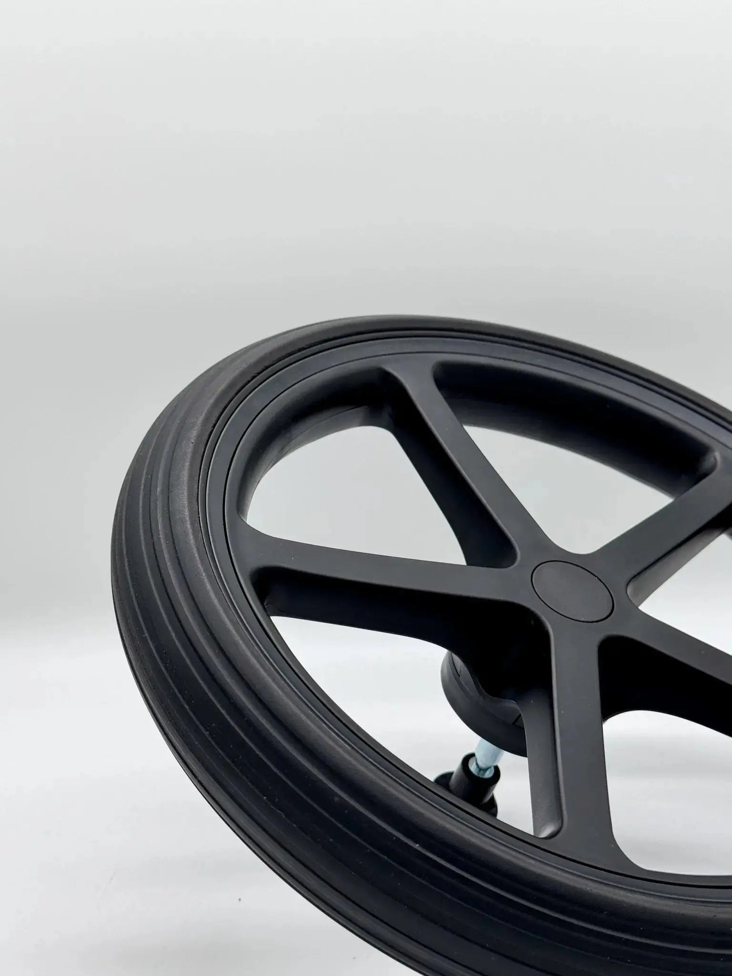 Hinterrad für Cybex Priam 4.0 – Original Ersatzteil (passt auch für Priam 3.0) – Schwarz - KnirpsExperte 